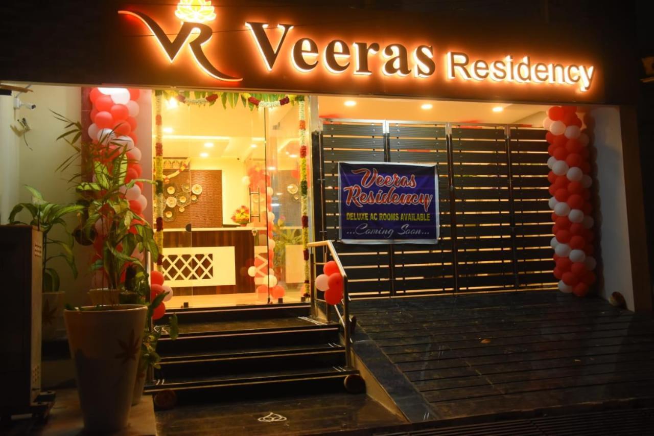 Veeras Residency Hotel Puducherry Eksteriør billede